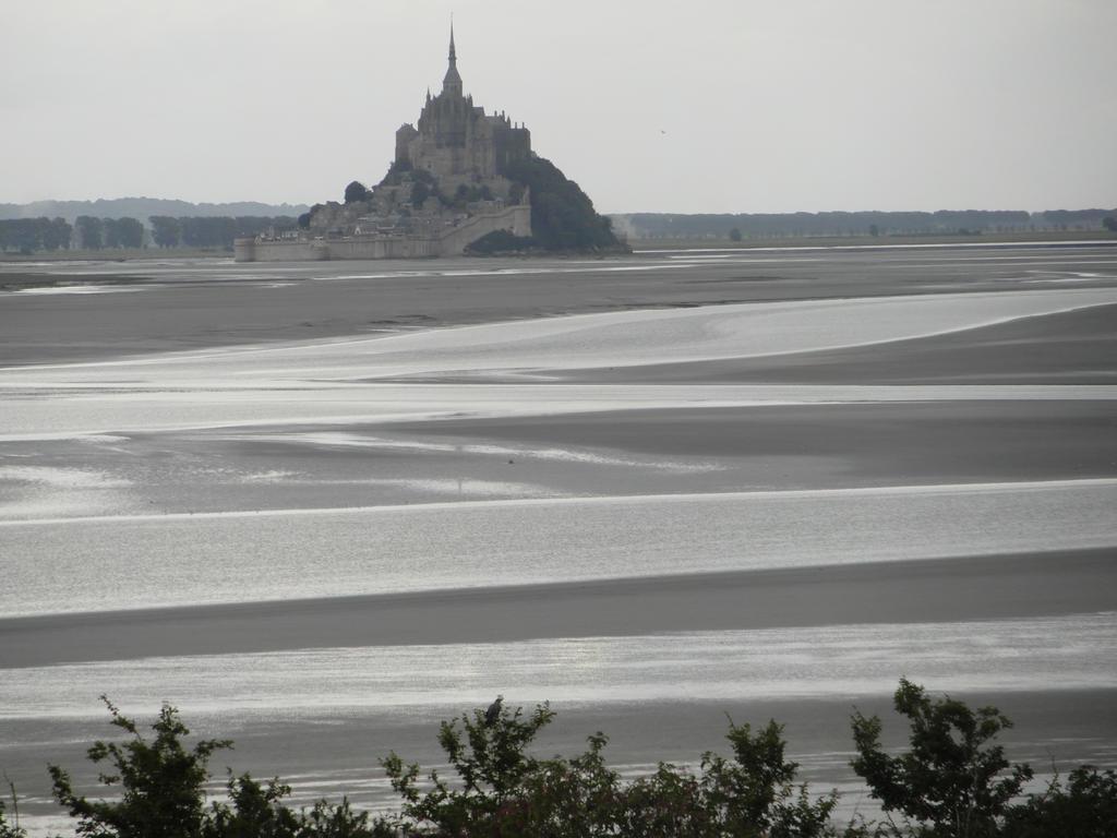Les Hirondelles De La Baie Villa Vains ภายนอก รูปภาพ